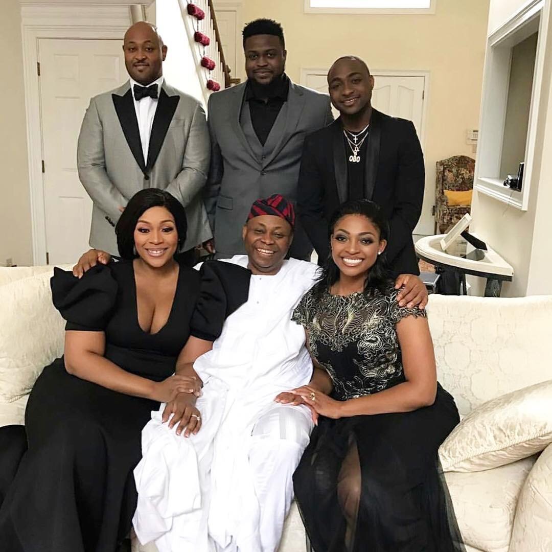 beautiful-photo-of-davido-s-family-mojidelano-com