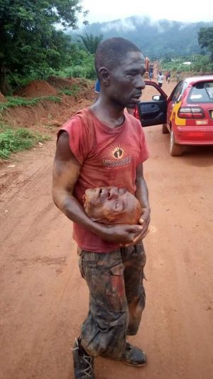 Police Apprehends Man With Freshly Cut Human Head - MojiDelano.Com