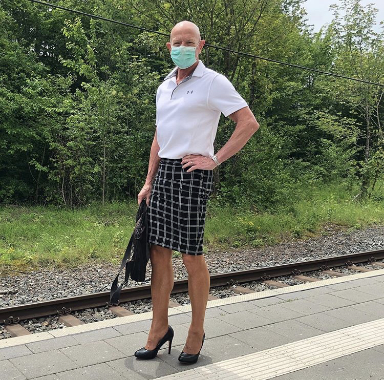 Stereotypes: Straight, Married Dad Proudly Wears Skirts, High Heels To ...